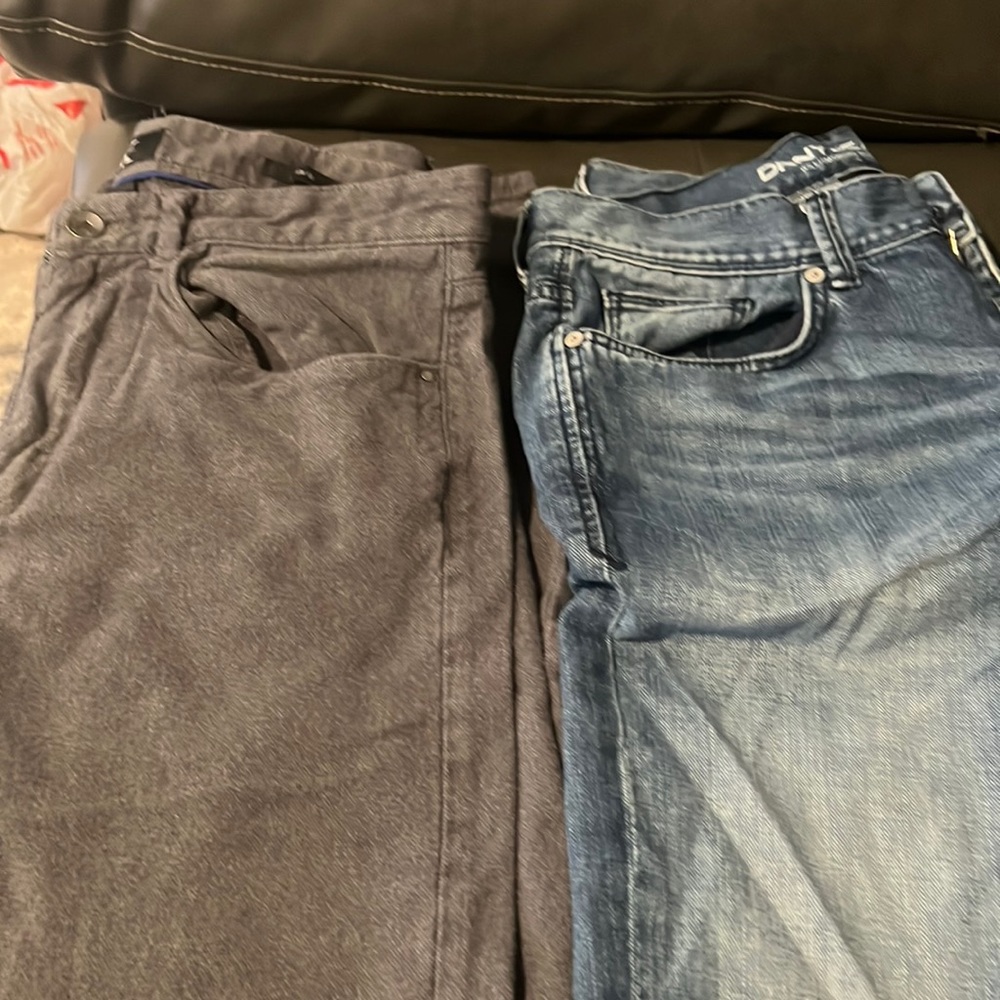 Lot of 2 - pants Calvin Klein and dkny 32/32